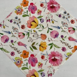 Krásny stredový obrus od 65x65 cm Ružové kvety